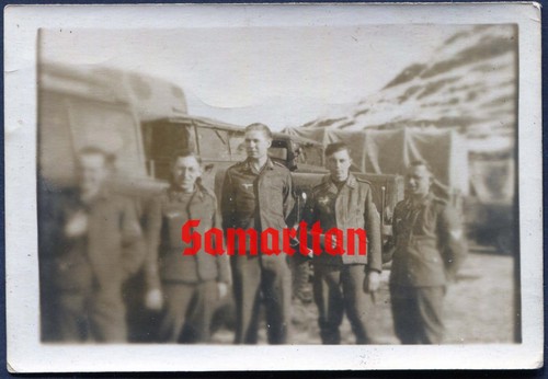 Ww2 original photo of - i8/4,